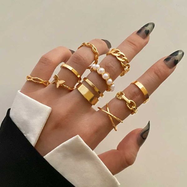 boho retro hollow heart butterfly ring set bohemia gold color moon imitation pearl chain geometric zircon shining women rings km4g, Silver
boho retro hollow heart butterfly ring set bohemia gold color moon imitation pearl chain geometric zircon shining women rings km4g, Silver