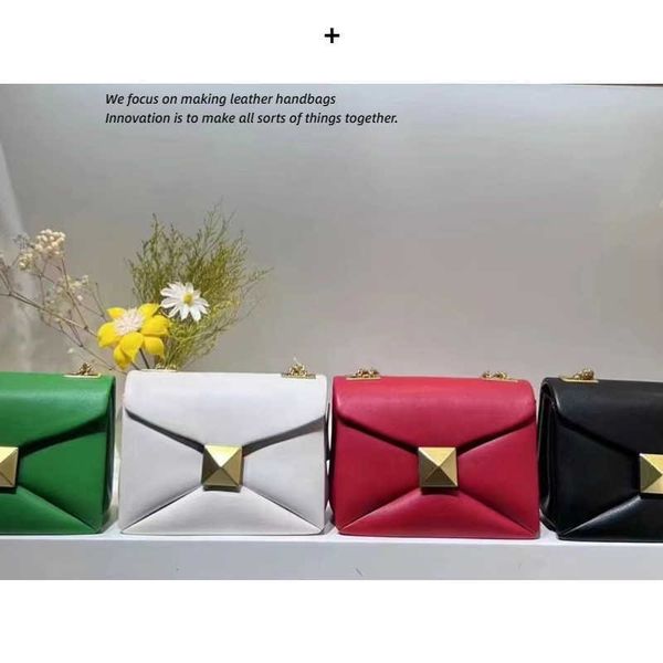 v diamond underarm velatninio ladieswomens designer bags grid bag for woman chain niche highend texture willow nail single shoulder crossbod
v diamond underarm velatninio ladieswomens designer bags grid bag for woman chain niche highend texture willow nail single shoulder crossbod