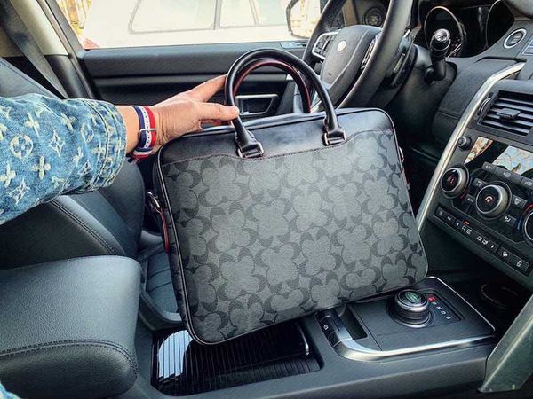 briefcase mens lapcrossbody messenger bag luxury designer bag 2023 mens wallet classic style fashion bag crossbody bag designer lapbag
briefcase mens lapcrossbody messenger bag luxury designer bag 2023 mens wallet classic style fashion bag crossbody bag designer lapbag