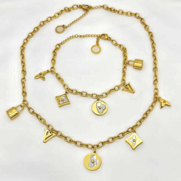 l titanium set necklace bracelet stainless steel beimu letter donkey family jewelry, Golden;silver
l titanium set necklace bracelet stainless steel beimu letter donkey family jewelry, Golden;silver