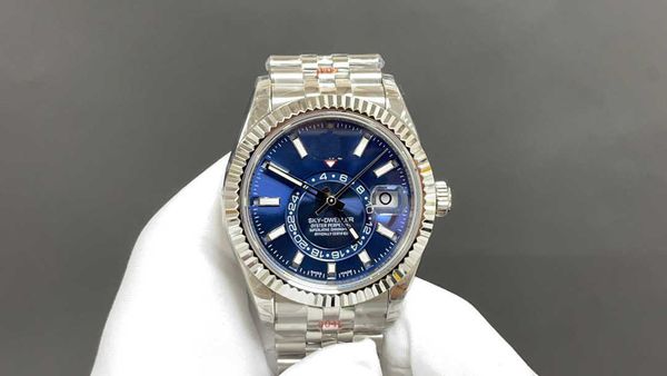 sky dweller automatic watch designer luxury wristwtach xv1v swiss movement size 41mm highest version clone model, Slivery;golden
sky dweller automatic watch designer luxury wristwtach xv1v swiss movement size 41mm highest version clone model, Slivery;golden