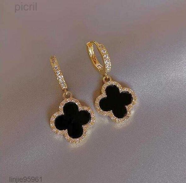 designer earrings clover for women senior classic small fragrant wind new ear ring 18k gold light luxury flash mens earloop, Golden;silver
designer earrings clover for women senior classic small fragrant wind new ear ring 18k gold light luxury flash mens earloop, Golden;silver