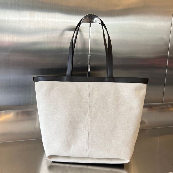 2023 new women's shopping bag high-end quality handbag made of natural color canvas fabric durable but very large capacity 754914
2023 new women's shopping bag high-end quality handbag made of natural color canvas fabric durable but very large capacity 754914