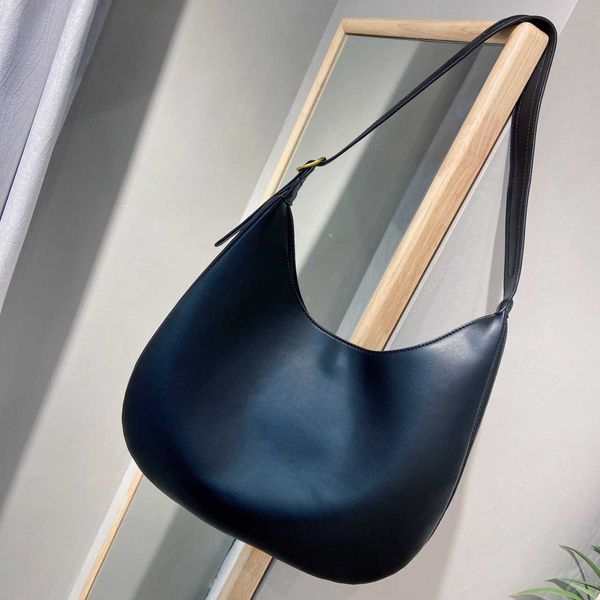 designer bags hobo bag women's large capacity bag shoulder underarm commuting miu tote bag 7vnj
designer bags hobo bag women's large capacity bag shoulder underarm commuting miu tote bag 7vnj