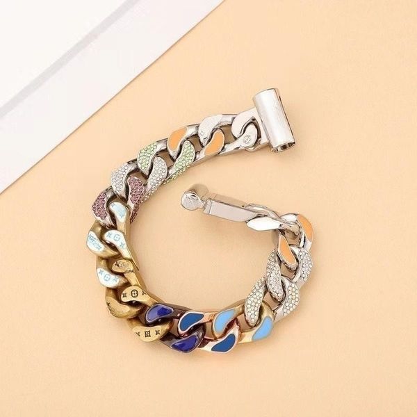 bangle chain fashion style bracelets women bangle wristband cuff chain designer letters v jewelry 18k gold plated silver wedding party lover, Black
bangle chain fashion style bracelets women bangle wristband cuff chain designer letters v jewelry 18k gold plated silver wedding party lover, Black