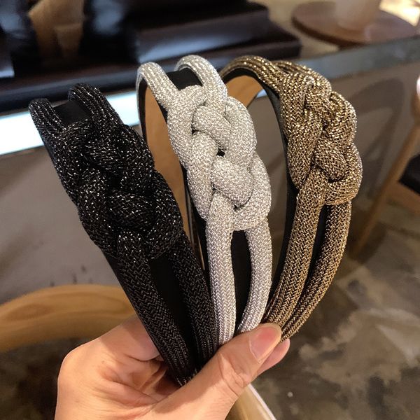 headwear hair accessories lady twist braid headbands simple wide-brimmed hair hoop fashion girls hair accessories women hairbands 230729
headwear hair accessories lady twist braid headbands simple wide-brimmed hair hoop fashion girls hair accessories women hairbands 230729