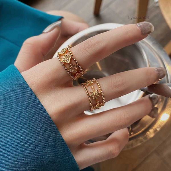 designer jewelry luxury classic 4/four leaf clover charm van kaleidoscope for girl women classic cleef diamond butterfly plated rose gold lu, Silver
designer jewelry luxury classic 4/four leaf clover charm van kaleidoscope for girl women classic cleef diamond butterfly plated rose gold lu, Silver
