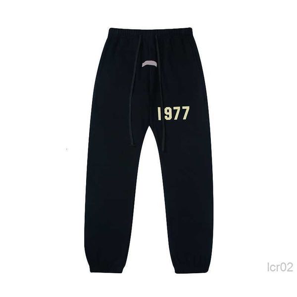 designer mens essentail pants fashion casual letter reflective sweatpants jogging trousers hip pop streetwear essen quality sweatpan ah, Black
designer mens essentail pants fashion casual letter reflective sweatpants jogging trousers hip pop streetwear essen quality sweatpan ah, Black