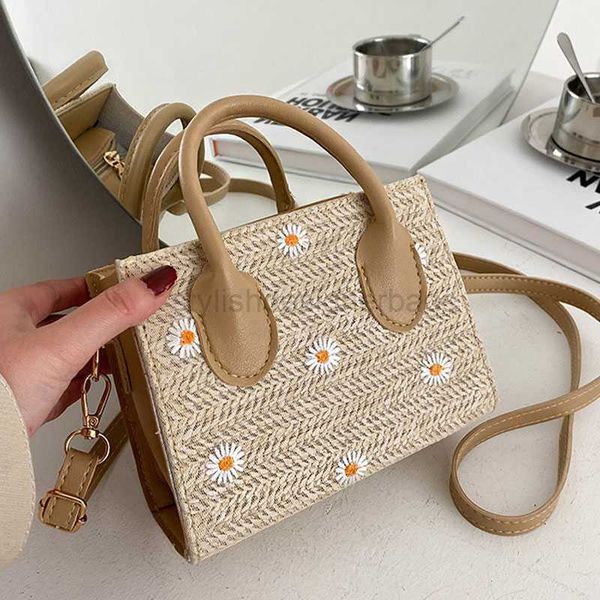 totes yoreai leisure grass bag women's lace flower small fresh bag new women's travel wallet handbag shoulder messenger bagstylish
totes yoreai leisure grass bag women's lace flower small fresh bag new women's travel wallet handbag shoulder messenger bagstylish