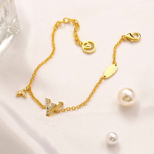 new classic designer l charm bracelets stainless steel fashion luxury jewelry never fading lady design bracelet no box, Golden;silver
new classic designer l charm bracelets stainless steel fashion luxury jewelry never fading lady design bracelet no box, Golden;silver