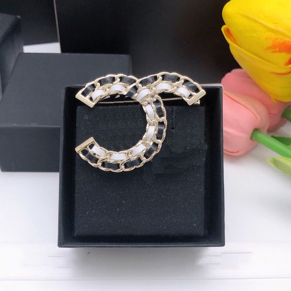 designer brooch fashion women brooches metal luxury pins woman letter c wedding gift party ccity 564543, Gray
designer brooch fashion women brooches metal luxury pins woman letter c wedding gift party ccity 564543, Gray