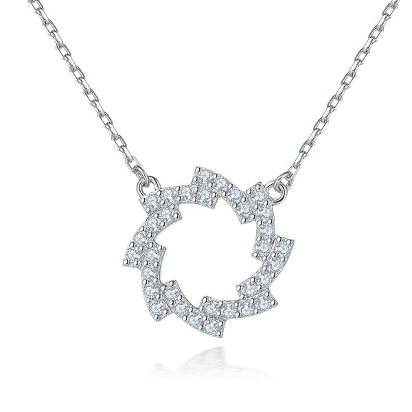 s925 sterling silver rotating sunflower necklace female small senior sense of crowd design europe and the united states fashion flower penda
s925 sterling silver rotating sunflower necklace female small senior sense of crowd design europe and the united states fashion flower penda