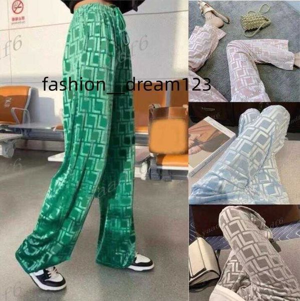 2023 new fall high-end womens pants fashion designer sportswear luxury velvet wide legs 3d embossed f letter comfortable and casual, Black;white
2023 new fall high-end womens pants fashion designer sportswear luxury velvet wide legs 3d embossed f letter comfortable and casual, Black;white