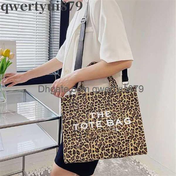 shopping bags travel the tote bag qwertyui879 lady designer wallets coin purse practical large capacity plain cross body shoulder 2511
shopping bags travel the tote bag qwertyui879 lady designer wallets coin purse practical large capacity plain cross body shoulder 2511