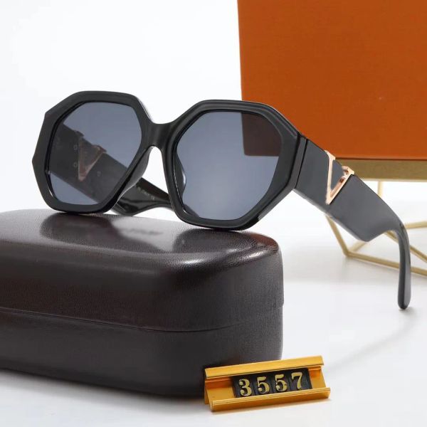 2023 new fashion luxury designer monograms polarized classic goggle outdoor beach sunglasses rimless rectangle fashion classic mens womens e, White;black
2023 new fashion luxury designer monograms polarized classic goggle outdoor beach sunglasses rimless rectangle fashion classic mens womens e, White;black