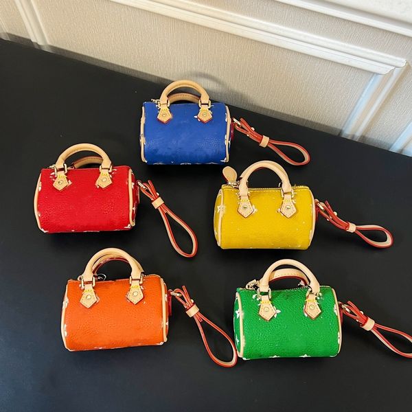 limited bags women coin purses mini keepall bags keychain letter grid graffiti wallets clutch bags wallet keyring bags totes charms keychain, Red;black
limited bags women coin purses mini keepall bags keychain letter grid graffiti wallets clutch bags wallet keyring bags totes charms keychain, Red;black