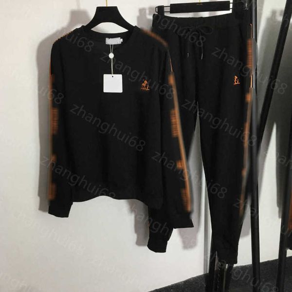 23ss women pants sets casual suit chest embroidery pattern ribbon edge round neck long sleeve hoodie elastic waist casual sweatpants sets wo, White
23ss women pants sets casual suit chest embroidery pattern ribbon edge round neck long sleeve hoodie elastic waist casual sweatpants sets wo, White