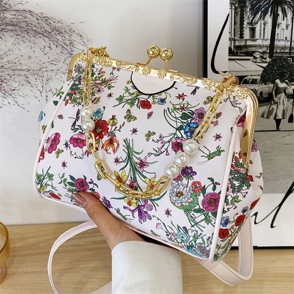 evening bags designer women flower purses and handbags clutch chain crossbody bag luxury brand lady shoulder wallet 230729
evening bags designer women flower purses and handbags clutch chain crossbody bag luxury brand lady shoulder wallet 230729