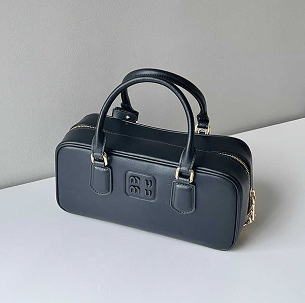 handle miui shoulder bag miu matelasse bowling handbags purses womens mens designer wallets crossbody square genuine leather tote clutch bra
handle miui shoulder bag miu matelasse bowling handbags purses womens mens designer wallets crossbody square genuine leather tote clutch bra
