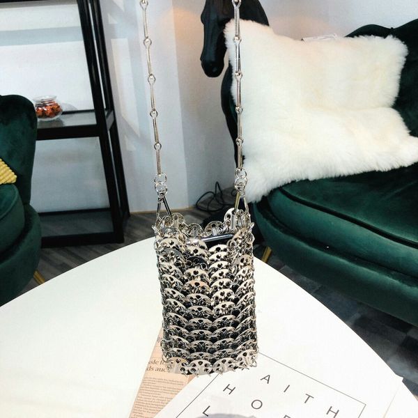evening bags design silver gold metal sequins chain woven bag women hollow clutch luxury wedding shoulder crossbody 230731
evening bags design silver gold metal sequins chain woven bag women hollow clutch luxury wedding shoulder crossbody 230731