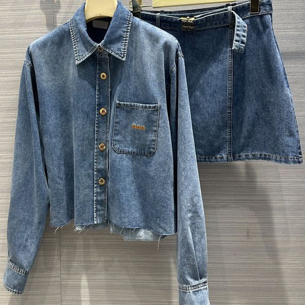 7.31 fashion vintage letter emboirdery pocket denim blouse & shirts + with belt mini skirt women's two piece sets, White
7.31 fashion vintage letter emboirdery pocket denim blouse & shirts + with belt mini skirt women's two piece sets, White