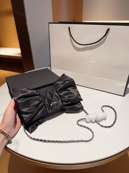 chanei designer bag designer crossbody bag shoulder bag satin material butterfly shaped banquet bag chain bag lady clutch bag 5a+ woman fash
chanei designer bag designer crossbody bag shoulder bag satin material butterfly shaped banquet bag chain bag lady clutch bag 5a+ woman fash