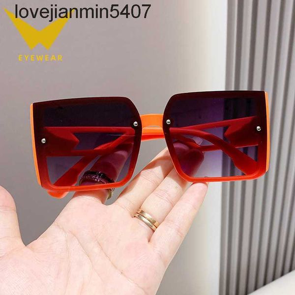 2023 luxury sunglasses factory for sale new orange sunglass women's polarized high-end h family sunglass framels sunscreen, White;black
2023 luxury sunglasses factory for sale new orange sunglass women's polarized high-end h family sunglass framels sunscreen, White;black