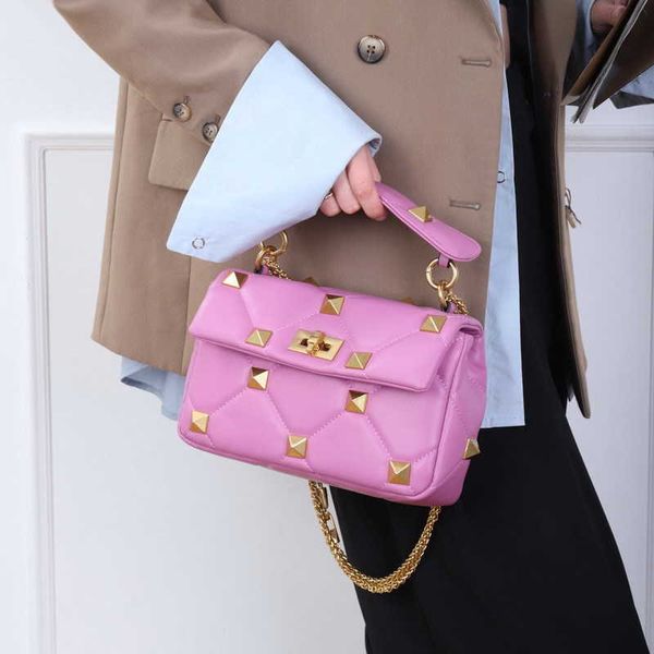 bags bag for woman velatninio ladies2023 new designer layer cowhide leather women's bag with diamond rivet flip chain personalized fash
bags bag for woman velatninio ladies2023 new designer layer cowhide leather women's bag with diamond rivet flip chain personalized fash