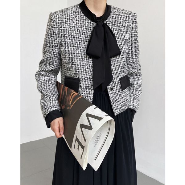 womens jackets spring autumn bow tie short 20% wool t jacket women houndstooth plaid round neck long sleeve coat 230729, Black;brown
womens jackets spring autumn bow tie short 20% wool t jacket women houndstooth plaid round neck long sleeve coat 230729, Black;brown