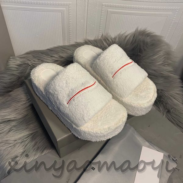 thick sole fluffy slippers, fashion casual, autumn and winter must, designer luxury slippers 008, Black
thick sole fluffy slippers, fashion casual, autumn and winter must, designer luxury slippers 008, Black