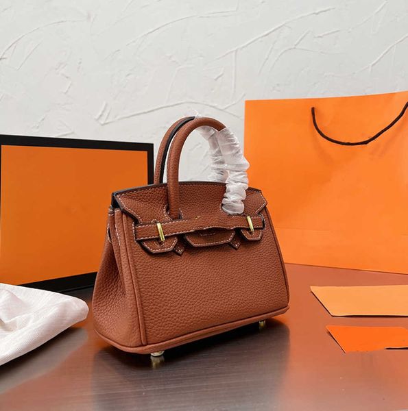 luxury classic birkin bag leather large capacity 20cm designer handbag shoulder bags tote lady fashion handbags crossbody wallet french mino
luxury classic birkin bag leather large capacity 20cm designer handbag shoulder bags tote lady fashion handbags crossbody wallet french mino