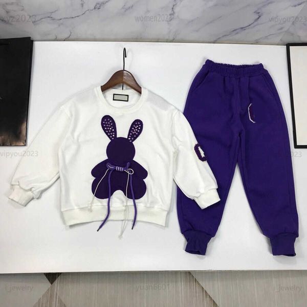 2023 designer baby tracksuits kids autumn set 2pcs rabbit patterned long sleeved round neck sweater and pants multiple product, White
2023 designer baby tracksuits kids autumn set 2pcs rabbit patterned long sleeved round neck sweater and pants multiple product, White
