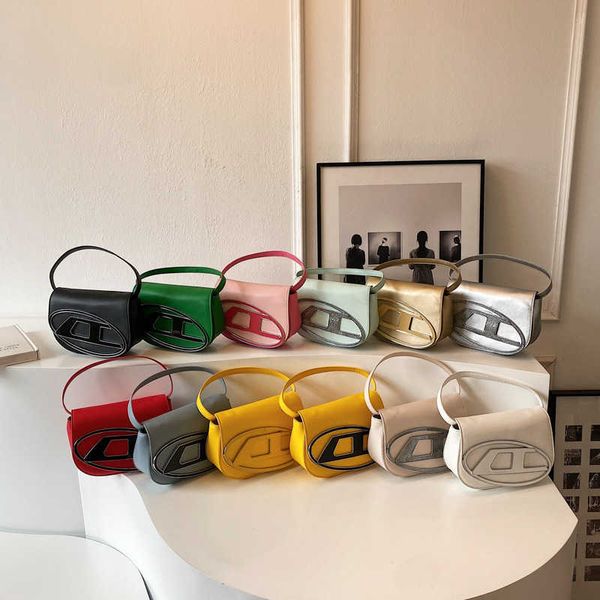 designer diesels d bag small designers 2023 new versatile underarm single shoulder crossbody handbag pt3s
designer diesels d bag small designers 2023 new versatile underarm single shoulder crossbody handbag pt3s