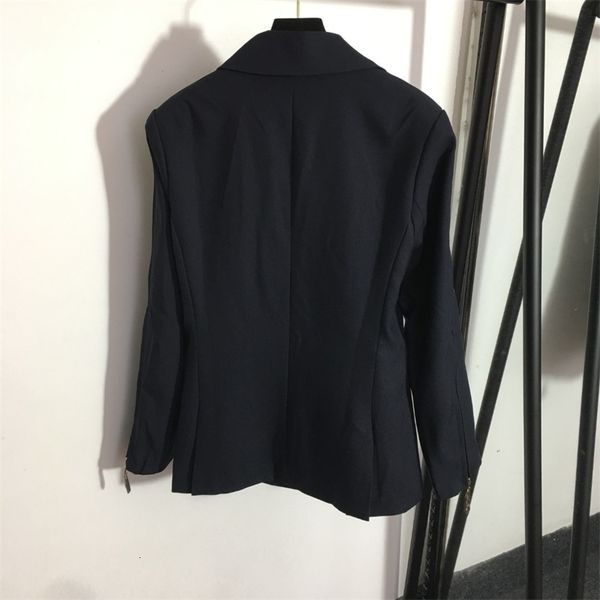 women's jackets y33 2023 autumnwinter coat fashion suit versatile windbreaker casual exquisite button collar slim long sleeve jacket 23, Black;brown
women's jackets y33 2023 autumnwinter coat fashion suit versatile windbreaker casual exquisite button collar slim long sleeve jacket 23, Black;brown