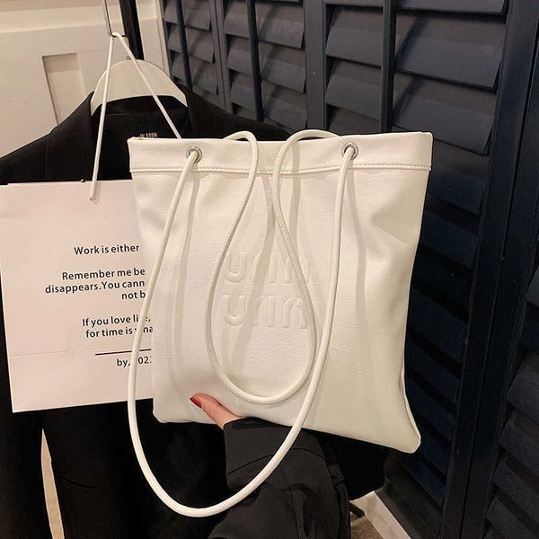 designer bags handbag women large capacity shoulder bag simple wedding color portable commuting bag miu tote bag ecb1
designer bags handbag women large capacity shoulder bag simple wedding color portable commuting bag miu tote bag ecb1