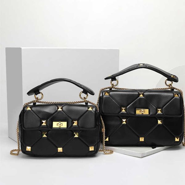 designer bag for woman bags new rivet velatninio handbag lingge chain diagonal leather small square net red same style temperament single sh
designer bag for woman bags new rivet velatninio handbag lingge chain diagonal leather small square net red same style temperament single sh
