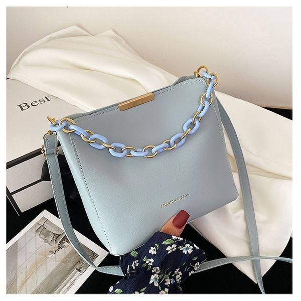 evening bag tote bag solid color bucket pu leather crossbody female simple shoulder small square lady handbag 230729
evening bag tote bag solid color bucket pu leather crossbody female simple shoulder small square lady handbag 230729