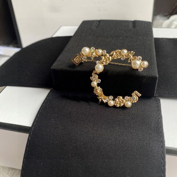 designer brooch fashion women brooches metal luxury pins woman letter c wedding gift party ccity 23423, Gray
designer brooch fashion women brooches metal luxury pins woman letter c wedding gift party ccity 23423, Gray