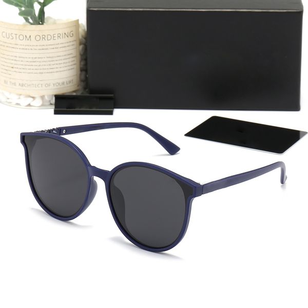 2023 women designer sunglasses for man retro oval polygon sunglasses ins shopping travel party fashion clothing matching date shopping beach, White;black
2023 women designer sunglasses for man retro oval polygon sunglasses ins shopping travel party fashion clothing matching date shopping beach, White;black
