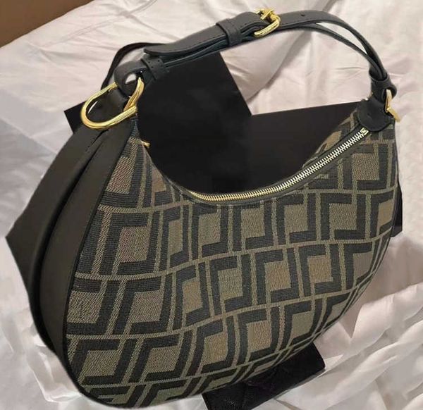 shoulder bags underarm wallet female underarm bag designer shoulder bag luxury half moon stick underarm handbag cross body metal chain serie
shoulder bags underarm wallet female underarm bag designer shoulder bag luxury half moon stick underarm handbag cross body metal chain serie