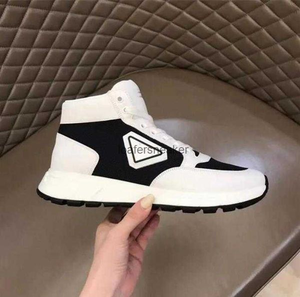 designer men casual shoes high leather sneakers classic platform lace up sport sneaker
designer men casual shoes high leather sneakers classic platform lace up sport sneaker