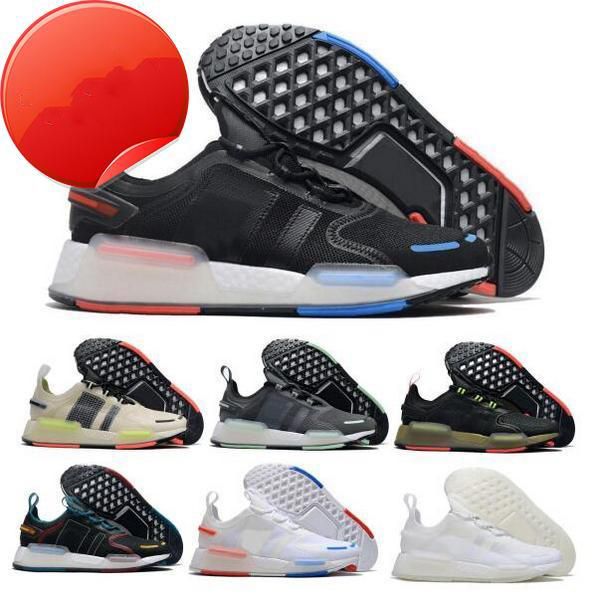 new boots 2023 nmds r1 v3 men women running shoes og utility green legend ink triple black onix ice mint crystal white signal green solar pi
new boots 2023 nmds r1 v3 men women running shoes og utility green legend ink triple black onix ice mint crystal white signal green solar pi