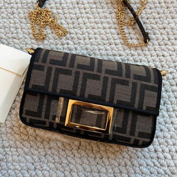 designer bag shoulder bags handbag women's fashion classics f cross body baguette luxury canvas cloth large capacity knurling relief re
designer bag shoulder bags handbag women's fashion classics f cross body baguette luxury canvas cloth large capacity knurling relief re