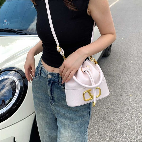 basket v bag woman velatninio large designer for bags bag food capacity bucket fashion simple 2023 portable shoulder godsbeauty
basket v bag woman velatninio large designer for bags bag food capacity bucket fashion simple 2023 portable shoulder godsbeauty