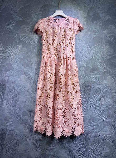 2023 summer dress european and american big brand sp water soluble flower staple 3d flower round neck waist waist slim large swing skirtt.ju, Black;gray
2023 summer dress european and american big brand sp water soluble flower staple 3d flower round neck waist waist slim large swing skirtt.ju, Black;gray