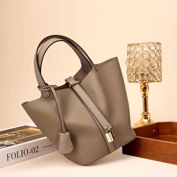 picotin lock luxury designer tote bags h home online store online red vegetable basket bag 2023 high beauty versatile same style simple and
picotin lock luxury designer tote bags h home online store online red vegetable basket bag 2023 high beauty versatile same style simple and