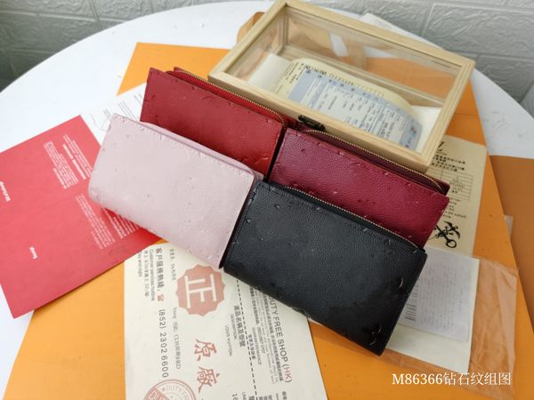 brand women long wallets luxury designer embossed letter zippy wallet buckle hand in hand with bag multi card p zero wallets ladies coin pur, Red;black
brand women long wallets luxury designer embossed letter zippy wallet buckle hand in hand with bag multi card p zero wallets ladies coin pur, Red;black