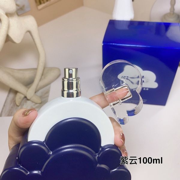 good smell female perfume floral fruity and milk sweet perfume cloud 2.0 white and purple 2 types 100ml long time lasting fast ship
good smell female perfume floral fruity and milk sweet perfume cloud 2.0 white and purple 2 types 100ml long time lasting fast ship