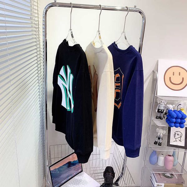 korea dongmen yankees ny letter printing back 3d large round neck sweater for men and women, Black
korea dongmen yankees ny letter printing back 3d large round neck sweater for men and women, Black