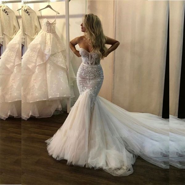 white appliques champange mermaid wedding dresses sweertheart lace bling wedding dress for pear women customized corset bridal gowns
white appliques champange mermaid wedding dresses sweertheart lace bling wedding dress for pear women customized corset bridal gowns